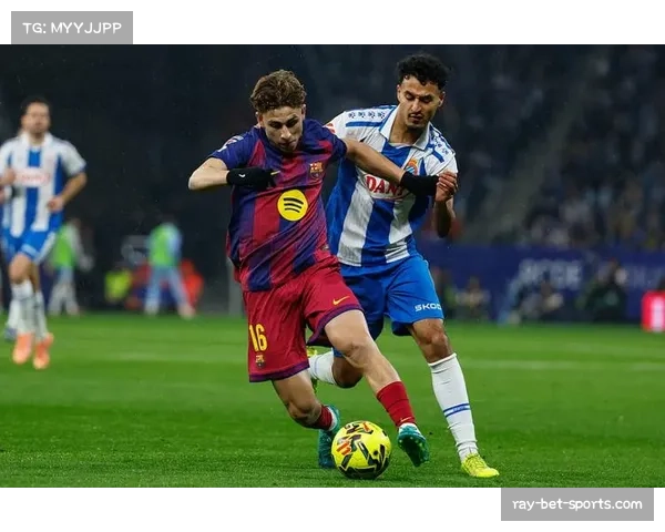 巴萨防线仅剩青年队小将，弗里克的临时拼凑方案面临压力测试